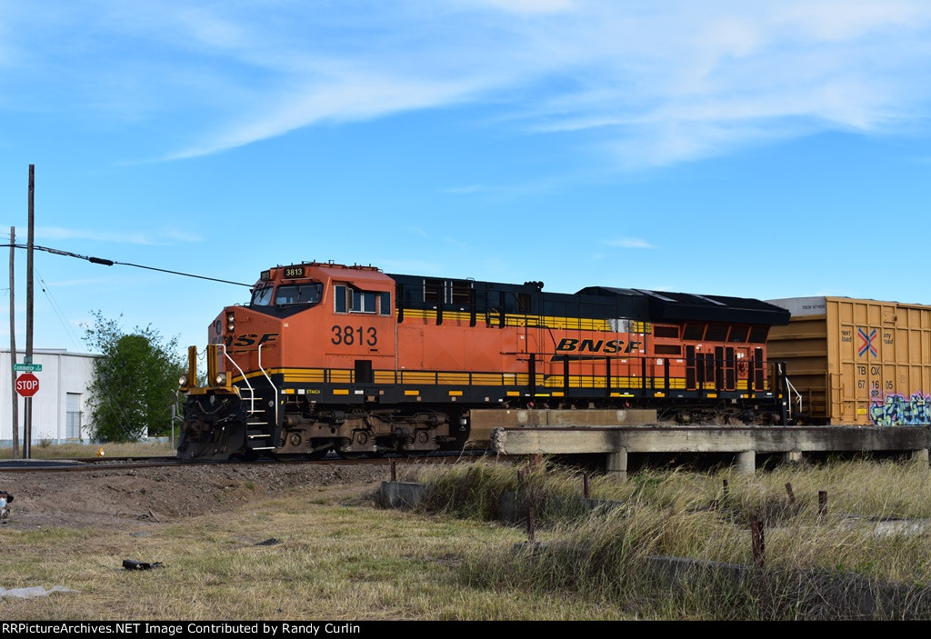 BNSF 3813